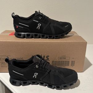 Cloud on waterproof men’s 9